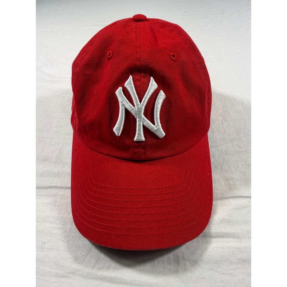 Fan Favorite New York Yankees Baseball Hat Red MLB NWOT